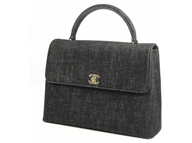 CHANEL Womens handbag black x gold hardware  ref.245813