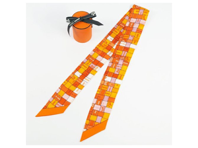 Hermès Bufanda para mujer Hermes Twilly Bolduc ribbon naranja Seda  ref.245833