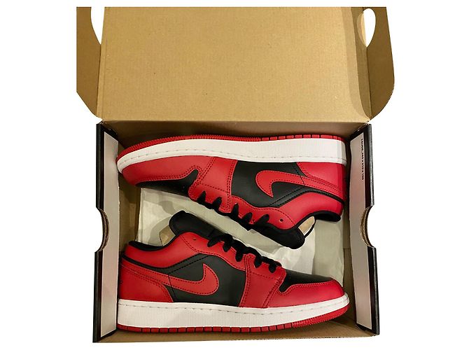 nike, Nike x Jordan Reverse Banned Bred 38 Rouge