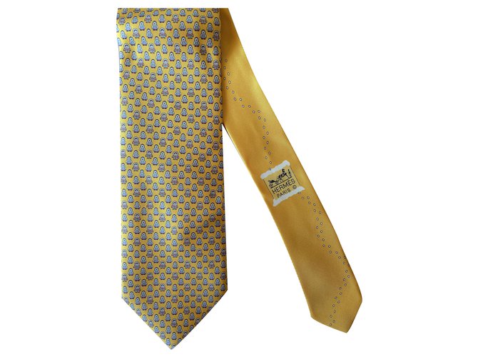 Corbata Hermès Pingloo twillbi Amarillo Seda  ref.246647