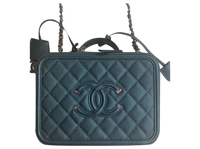 Chanel VANITY CASE Green Leather  ref.246658
