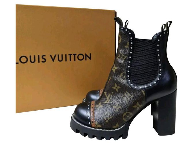 Louis Vuitton Black Leather Monogram Booties Sz. 37 Brown  ref.247040