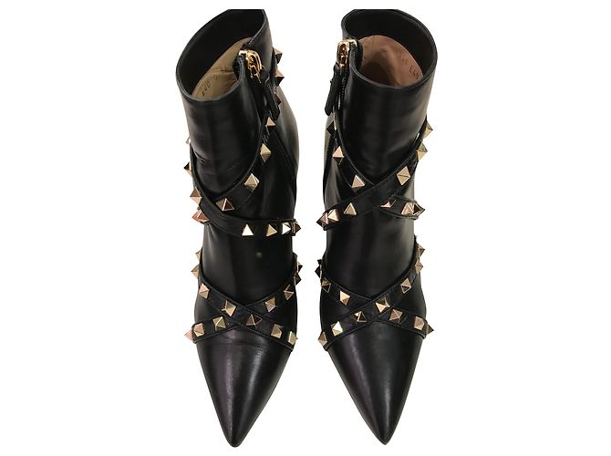 Botas de tornozelo Valentino rockstud Preto
