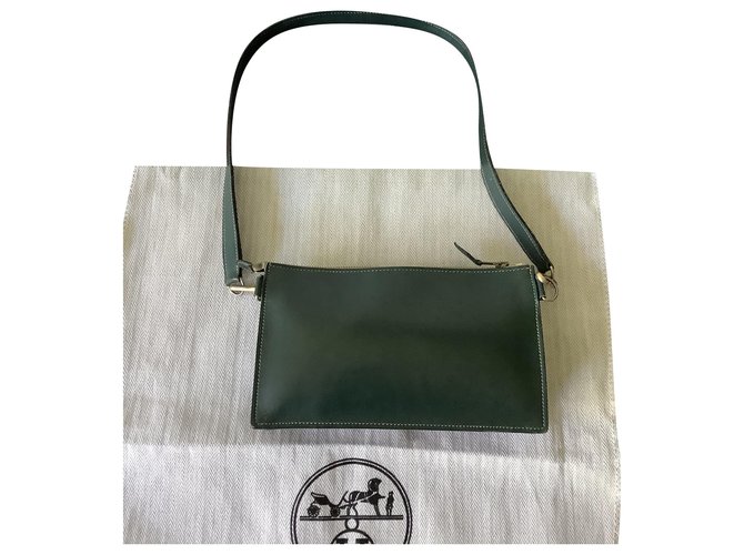 Hermès Handbags Green Leather  ref.247096