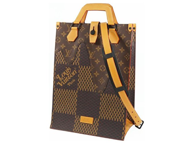 Leather small bag Louis Vuitton x Nigo Black in Leather - 24111503