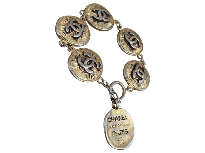 Chanel Armbänder Golden Metall  ref.248087