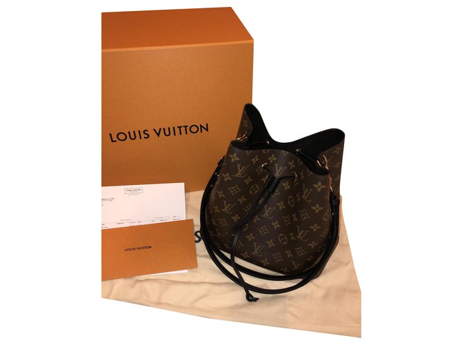 Néonoé Louis Vuitton Neonoé bag Dark brown Leather ref.248344 - Joli Closet