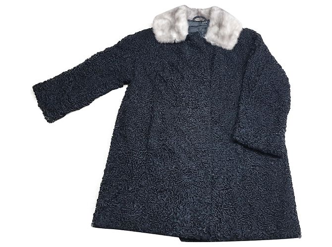 Autre Marque Cappotto in astragan nero con collo in pelliccia
