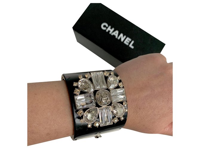 Chanel Bracelets Black Metal  ref.248610