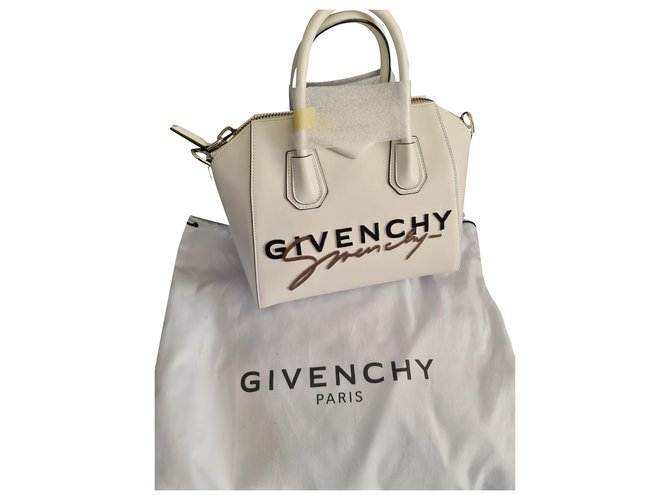 Givenchy Signature Antigona Borsa in pelle bianca Bianco  ref.248712