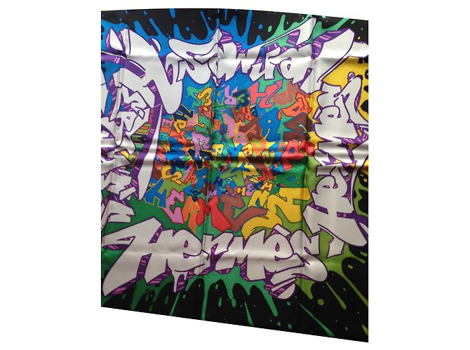 Constance Hermès Gravroche Graff Design Cyril Kongo Black