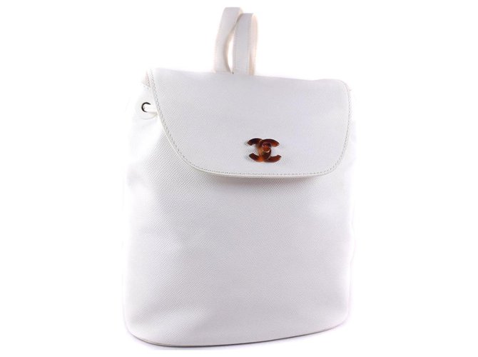 Chanel backpack White Leather  ref.249016