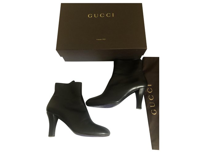leather ankle boot gucci
