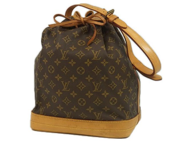 Authentic Louis Vuitton Monogram Noe Shoulder Bag M42224 Junk LV