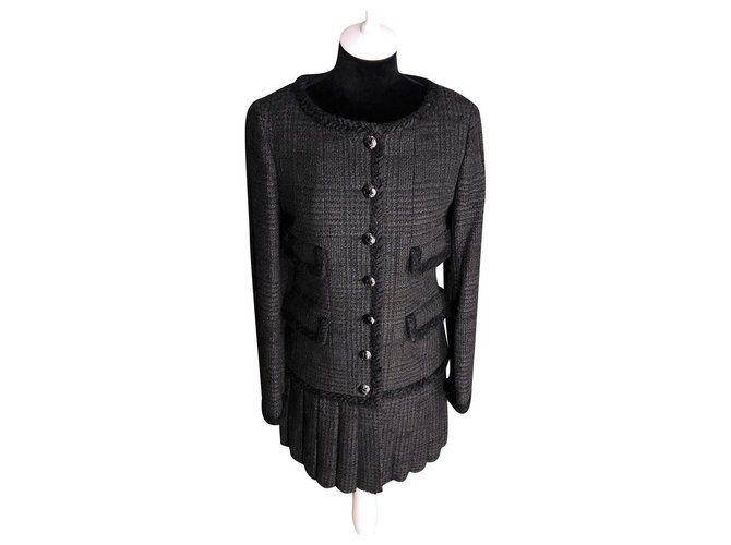 Chanel 9K$ jacket dress Multiple colors Tweed  ref.249923