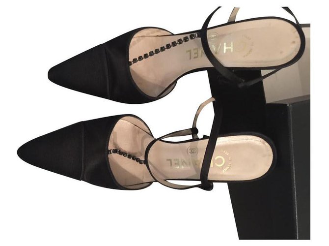 Cambon Chanel Escarpins habillés Satin Noir  ref.250001
