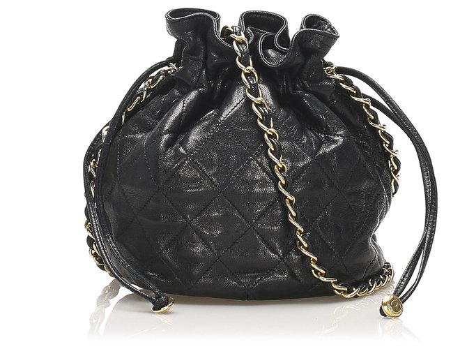 Chanel Black Mini Classic Lambskin Leather Bucket Bag ref.250362