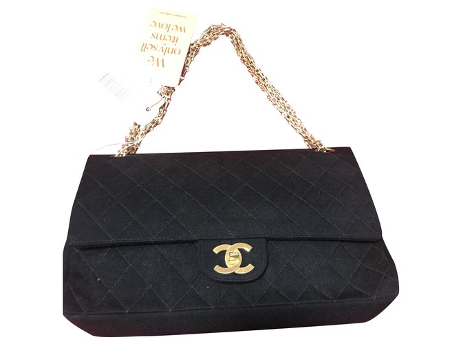 Timeless Zeitlose Chanel-Tasche mit Kette Schwarz Tuch  ref.250702