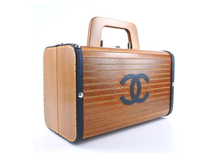 Chanel handbag Yellow Wood ref.250891 - Joli Closet