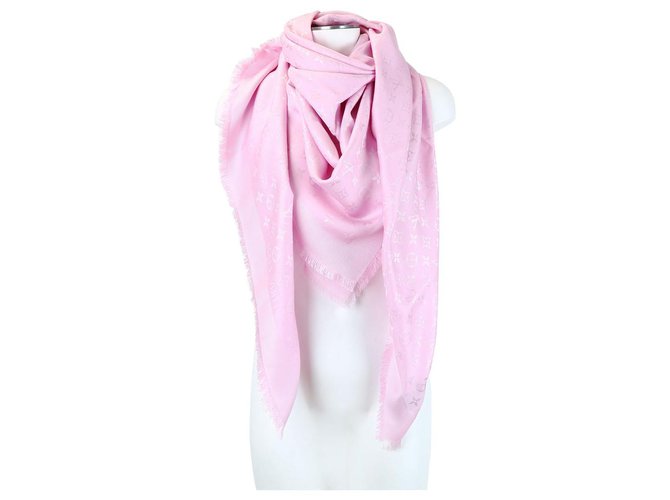 Louis Vuitton Scarf Pink Silk ref.250978 - Joli Closet