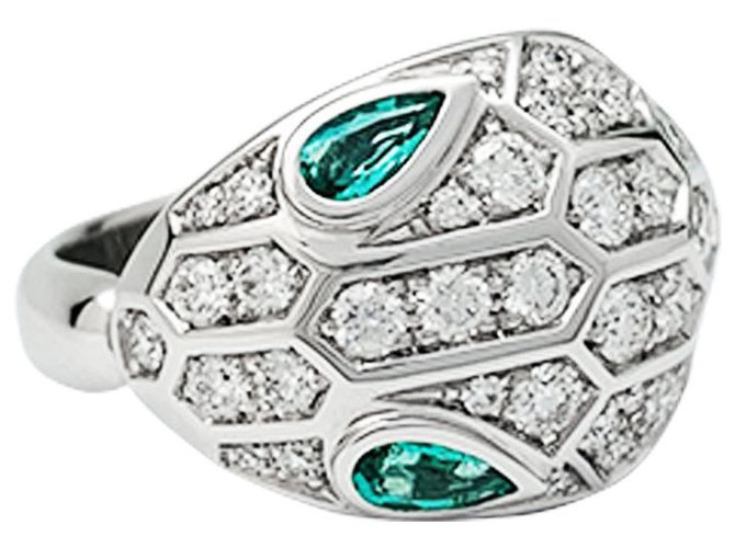 Bulgari "Serpenti" ring in white gold, diamonds and emeralds.  ref.251014