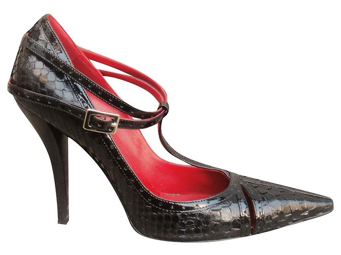 Roger Vivier python pumps 37,5 Black