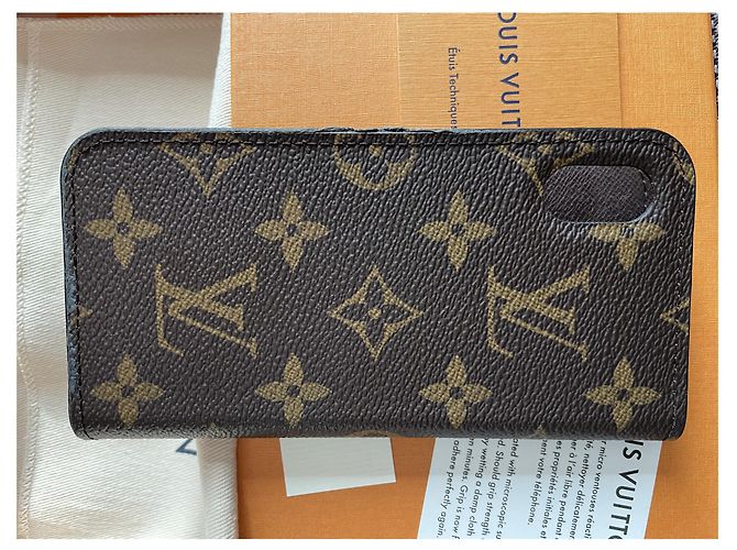 Louis Vuitton Monogram iPhone XS case Brown
