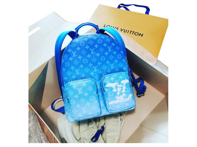 LOUIS VUITTON Monogram Clouds Multipockets Backpack Blue | FASHIONPHILE