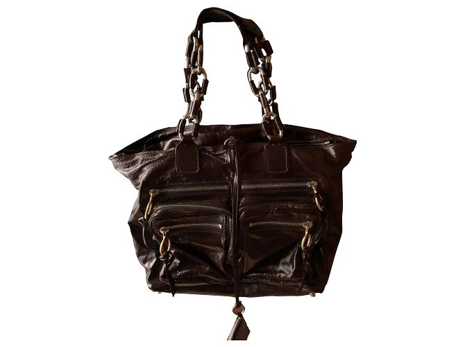 Bolso de mano Chloé Betty de charol marrón oscuro