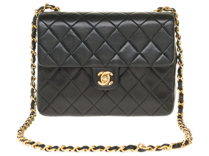 Timeless Esplêndida bolsa Chanel Mini atemporal em pele de cordeiro acolchoada preta, guarnição de metal banhado a ouro Preto Couro  ref.251980