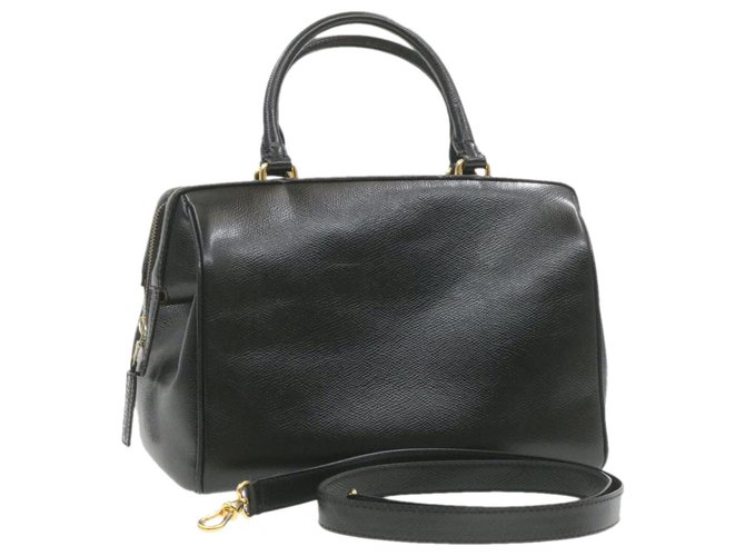 Céline shoulder bag Black Leather  ref.252100