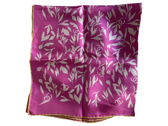 Chanel Silk scarves Pink  ref.252458