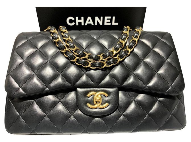 Timeless Chanel Black Jumbo classic flap bag GHW Leather  ref.252891