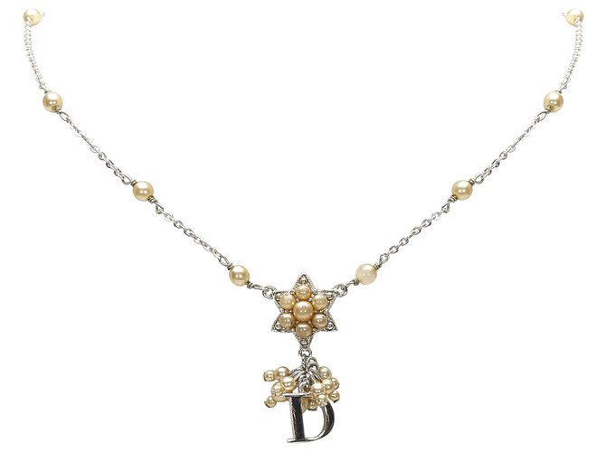 Dior Gold Star Logo Pendant Necklace Golden Metal  ref.252951