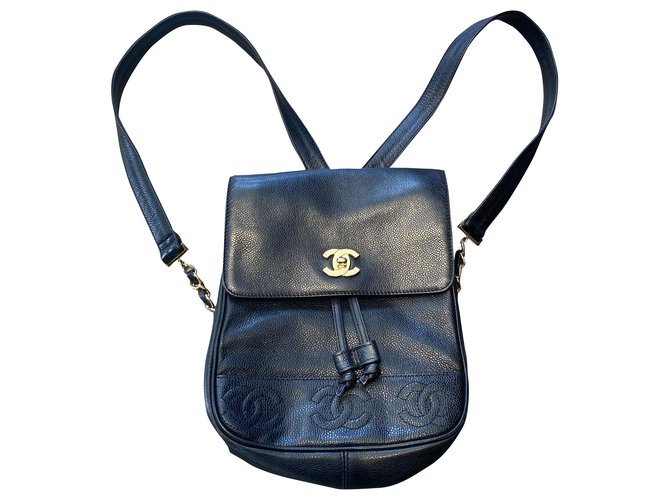 Chanel Backpacks Black Gold hardware Leather  ref.253025