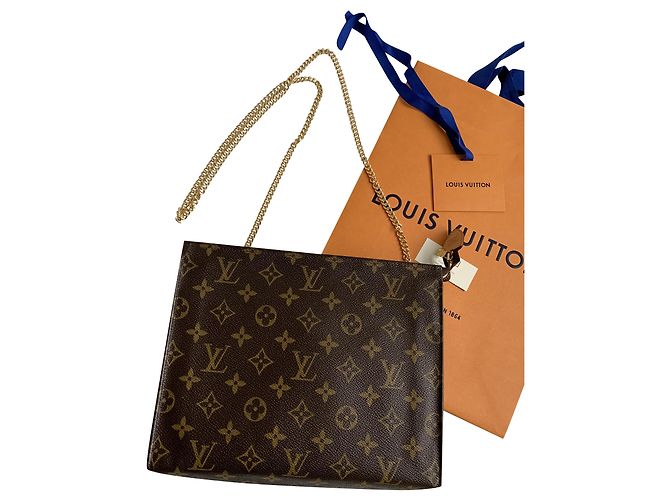 Louis Vuitton Pochette 26 Marron