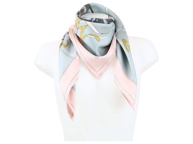 Hermès scarf Multiple colors Silk  ref.253412