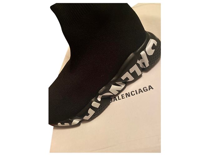 Balenciaga Speed graffiti Sneaker schwarz Stoff