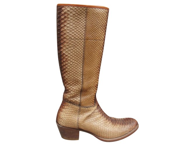 Prada boots in python p 38,5 Beige 