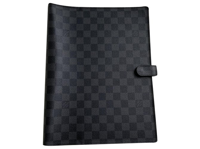 Louis Vuitton Deskcover Black Leather  ref.255088