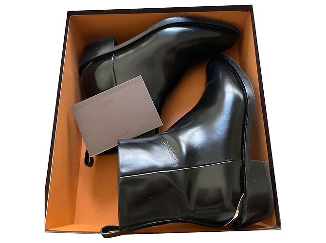 Louis Vuitton Aftershow Ankle Boots Black Leather 38