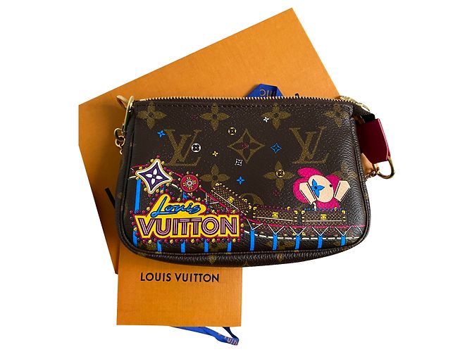 Vivienne Louis Vuitton Mini Pochette animação natal 2020 Marrom