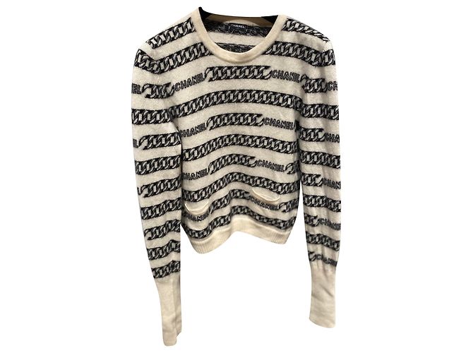 Chanel Tricots Beige