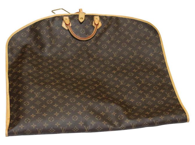Louis Vuitton Garment case Marrom Lona  ref.255765