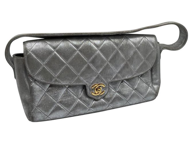 Chanel baguette bag Silvery Leather  ref.255997