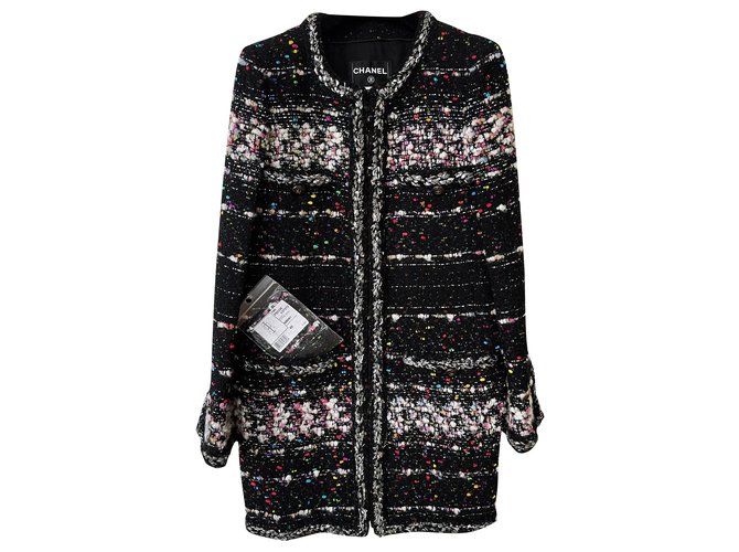 Chanel 8K $ Cappotto / giacca in tweed da supermercato Nero  ref.256105