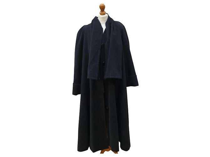 Trussardi Boutique Bohemian Mantel