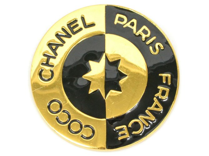 Broche Chanel Dourado Banhado a ouro  ref.256562