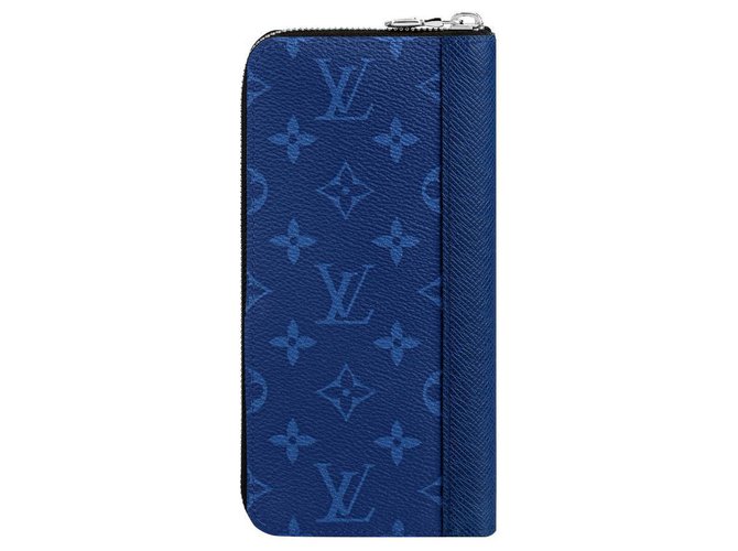 Louis Vuitton Carteira zippy lv azul Couro  ref.256757