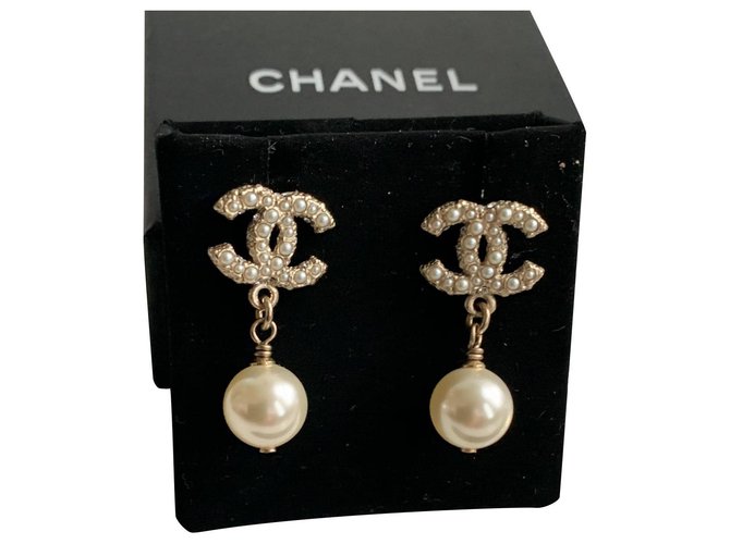 Chanel Ohrringe Metall  ref.256761
